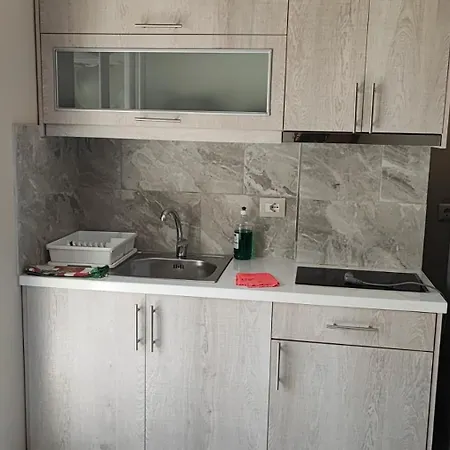 Dea1 Majlinda Apartment *