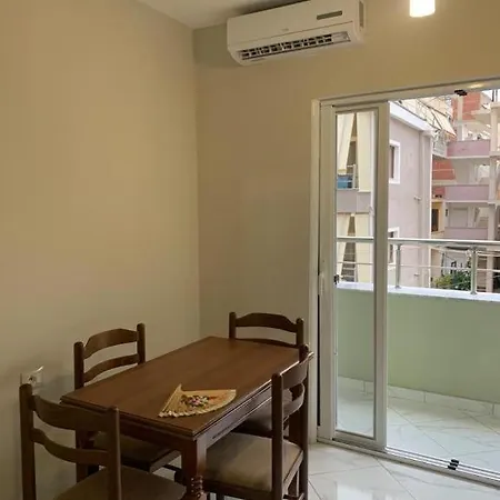 Dea1 Majlinda 아파트
